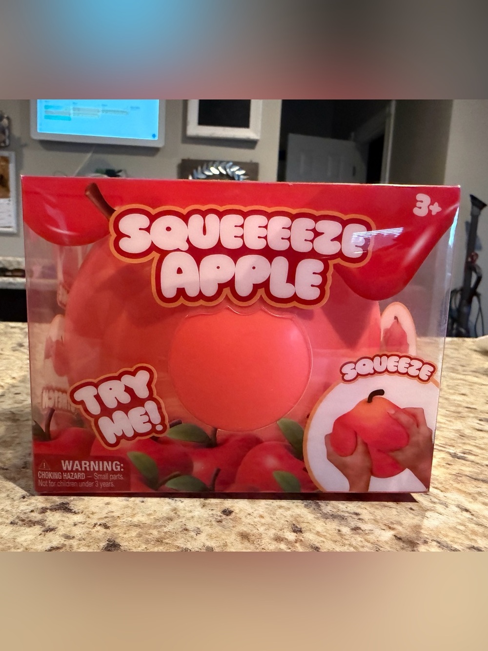 Squeeeeze Apple